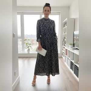 Elegant Floral Long Sleeve Maxi Dress Turkey | Stretchy Modest Style Fit - M/L**